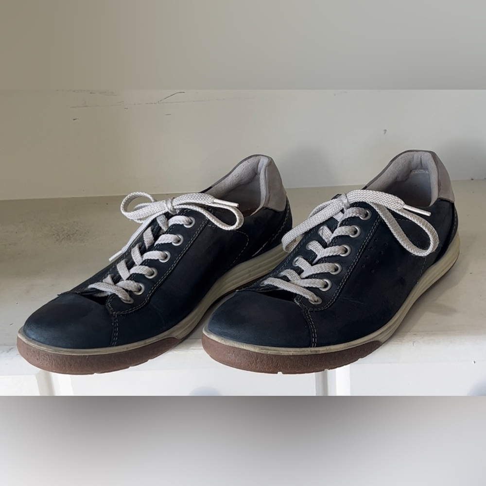 Ecco Women’s Chase Blue Leather Sneakers Size EU 41 - Picture 3 of 10